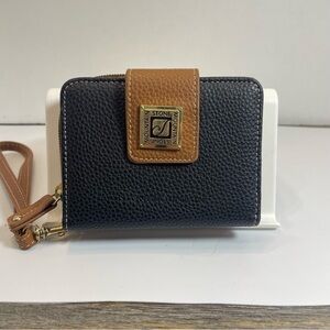 Stone Mountain Bifold Wallet with Gold Accent and wristlet strap. Pre-owned.